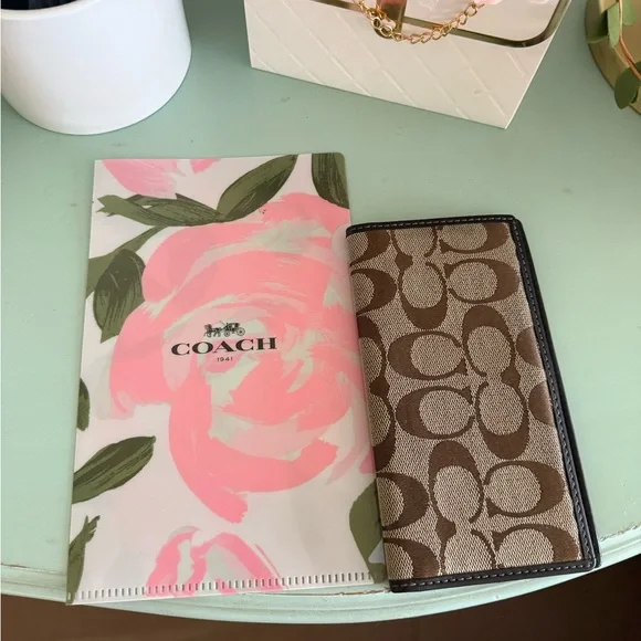 Coach 3️⃣ Y2K floral document folders set of three NEW - Picture 6 of 7